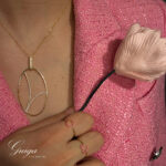 Pr – Large oval diamond branches pendant