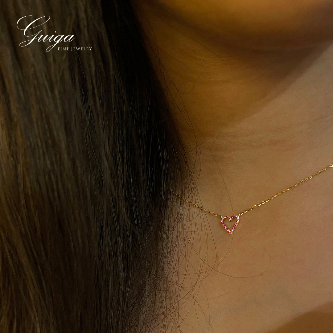 Model - Heart charm ruby necklace