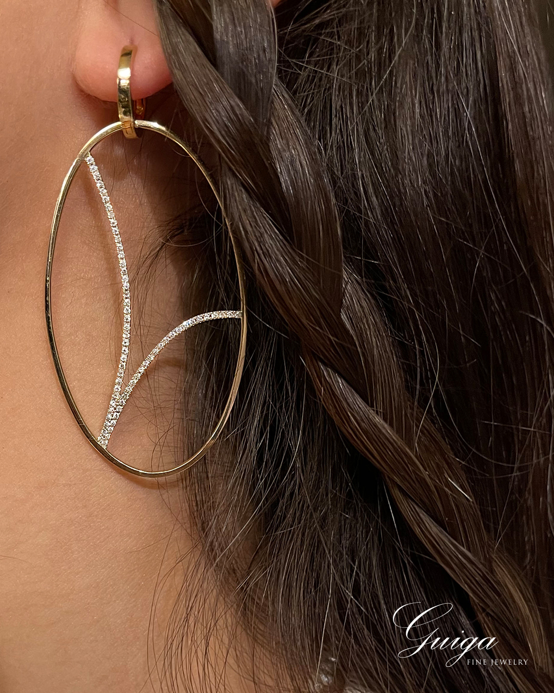 Model - Large oval diamond branches earring