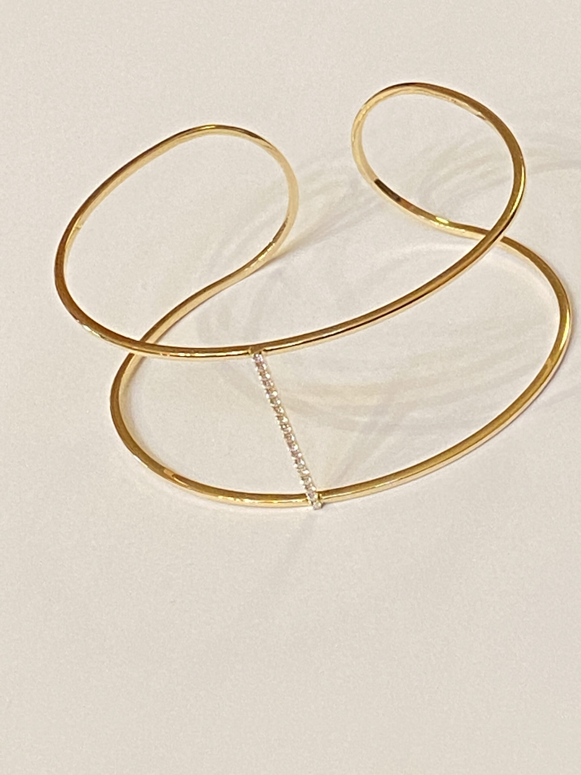 Pr-Single diamond line bracelet